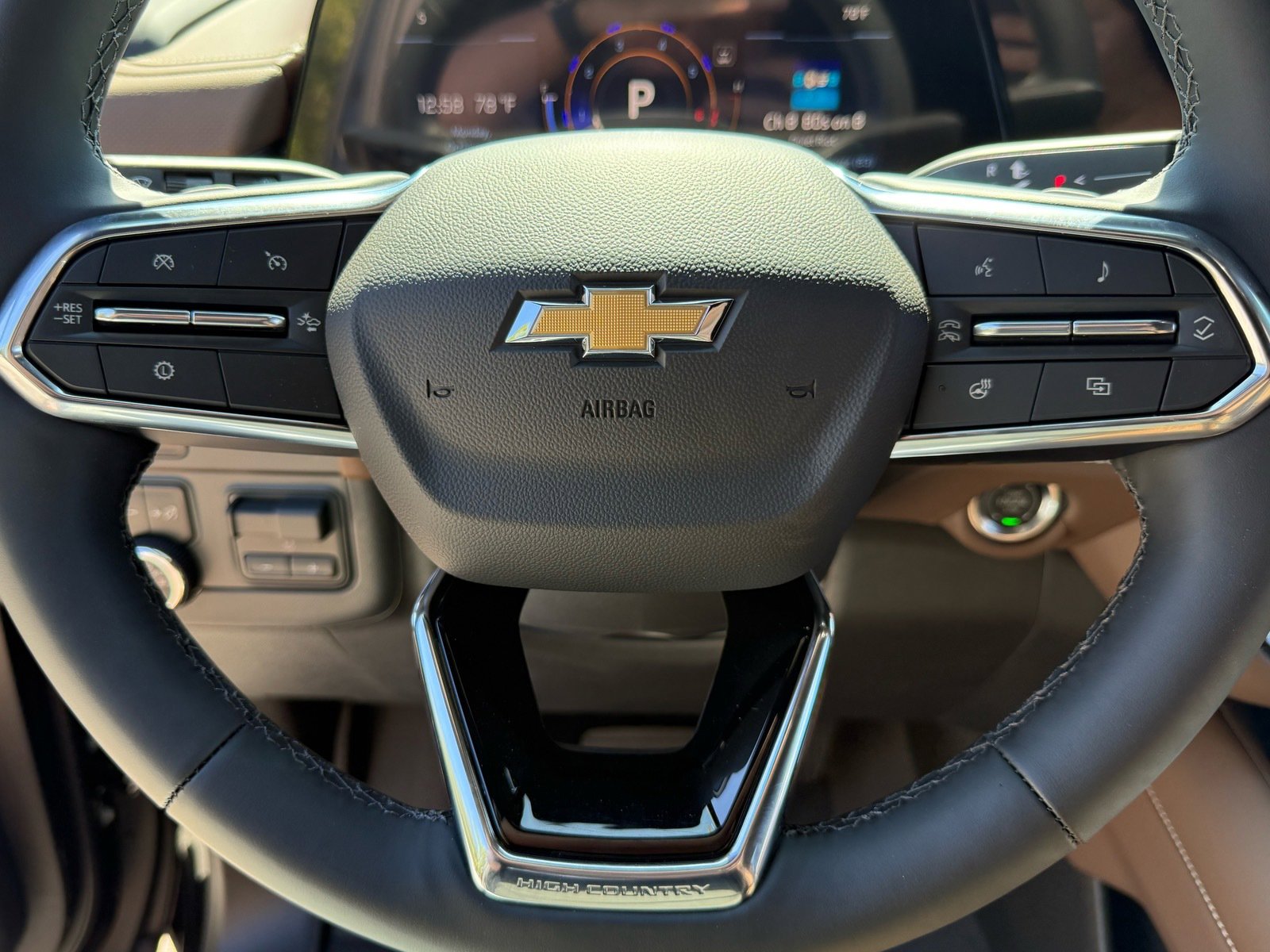 New 2026 Chevrolet Tahoe High Country w/ Sun And Tow Package image 24