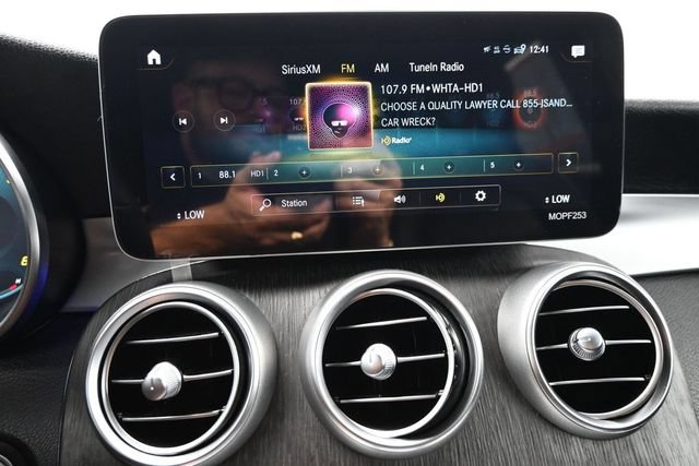 Used 2021 Mercedes-Benz GLC 300 4MATIC w/ Premium Package image 17