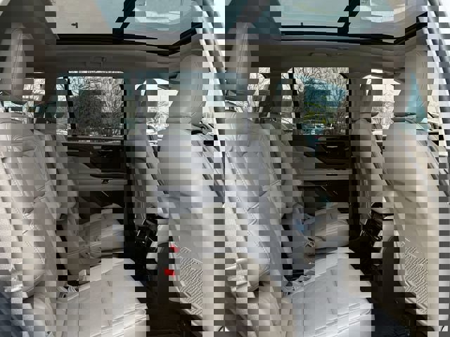 Used 2021 Lincoln Aviator Reserve w/ Elements Package Plus image 31