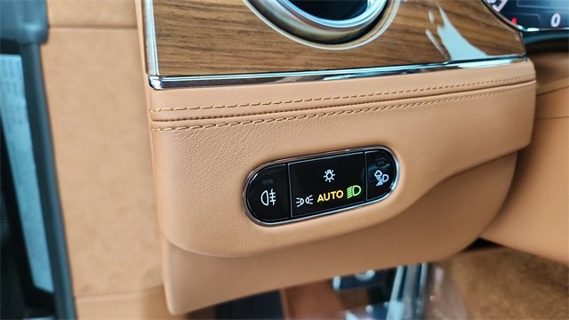 Used 2022 Bentley Continental GT image 31