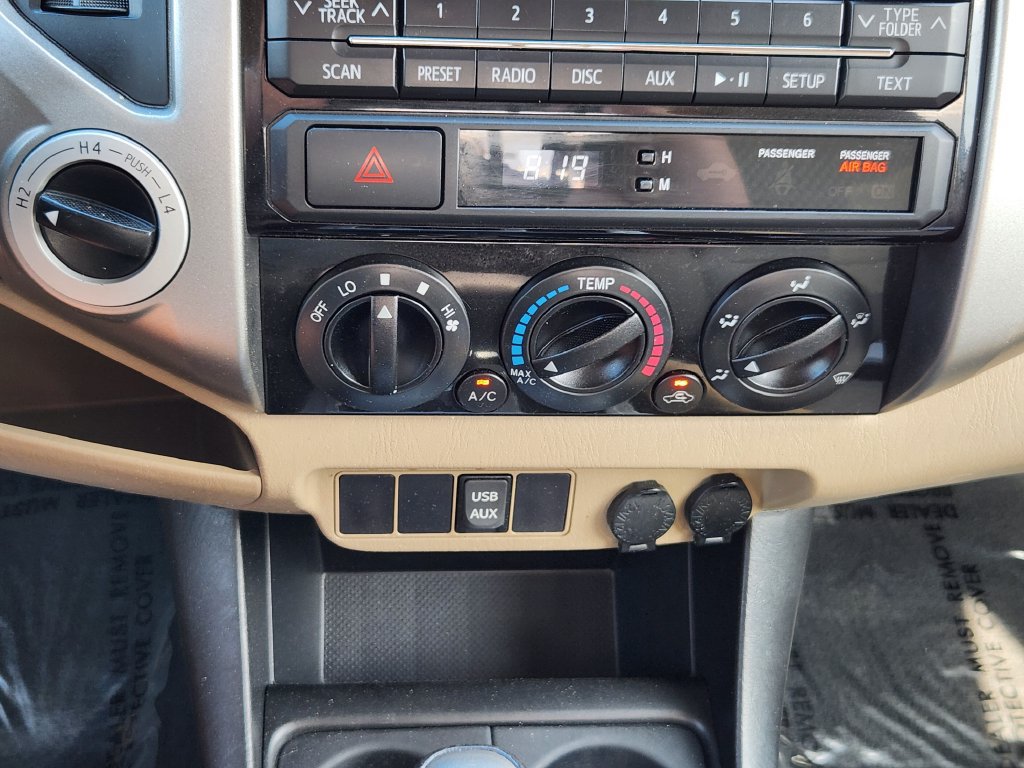 Used 2012 Toyota Tacoma 4x4 Double Cab w/ SR5 Pkg image 10