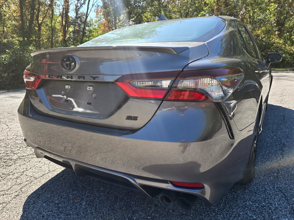 Used 2023 Toyota Camry SE FWD image 7