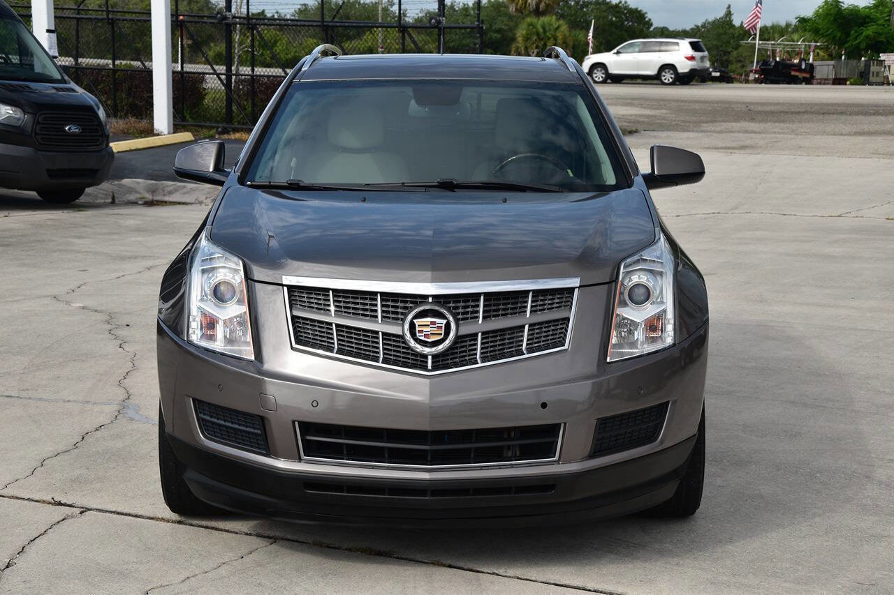 Used 2011 Cadillac SRX Luxury FWD image 2