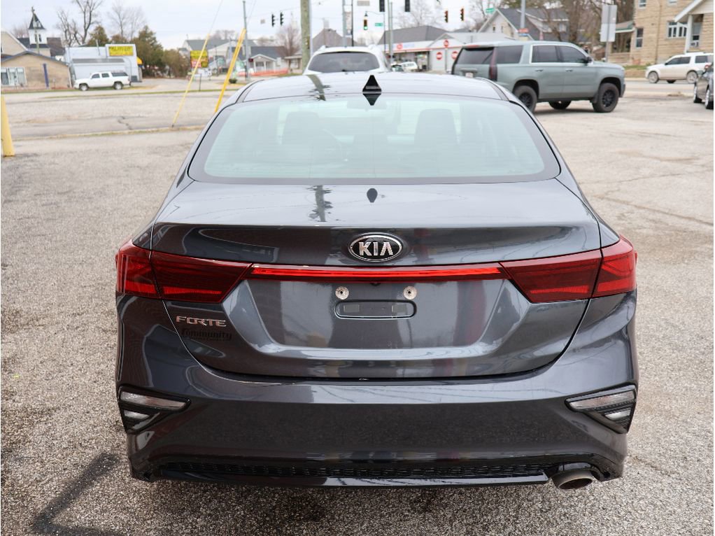 Used 2021 Kia Forte LXS image 7