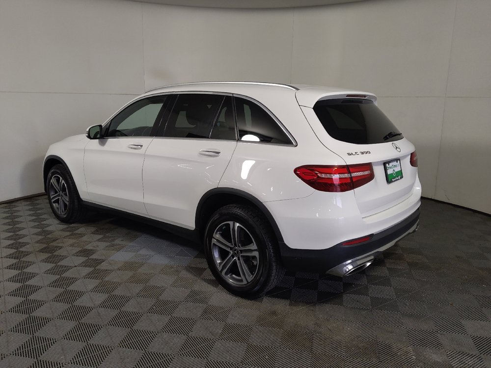 Used 2018 Mercedes-Benz GLC 300 w/ Premium Package image 3