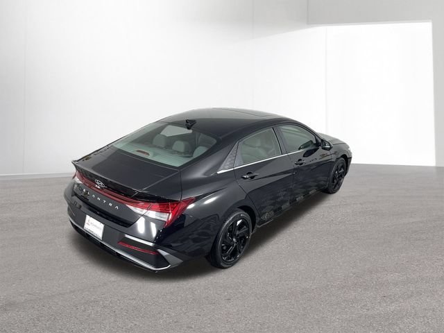 New 2026 Hyundai Elantra SEL Sport Premium FWD image 40