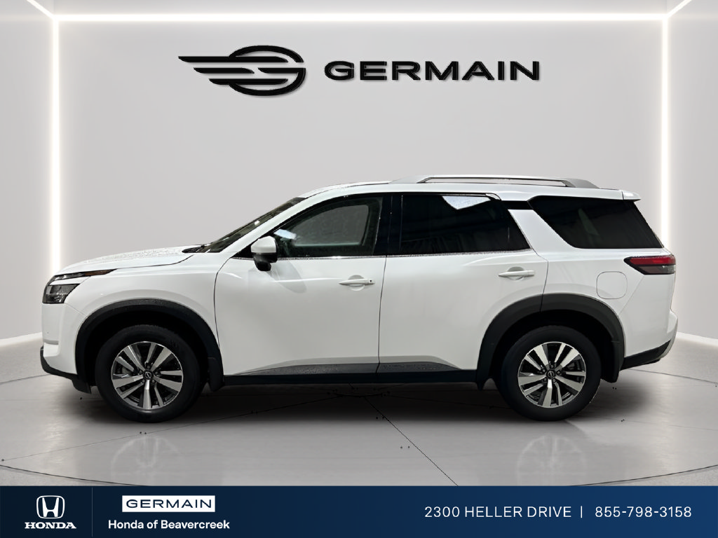 Used 2025 Nissan Pathfinder SL FWD image 5