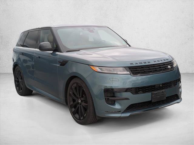 Used 2024 Land Rover Range Rover Sport Dynamic SE AWD/4WD image 3