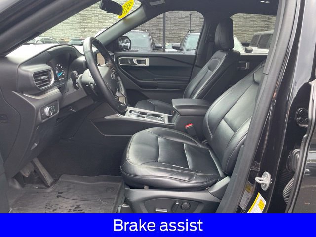Used 2020 Ford Explorer XLT w/ Equipment Group 202A AWD/4WD image 22