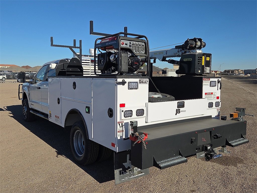 New 2025 Ford F350 XL w/ XL Chrome Package image 3