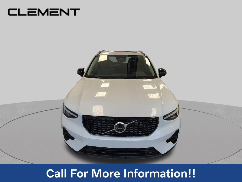 New 2026 Volvo XC40 B5 Plus w/ Protection Package Premier AWD/4WD image 10