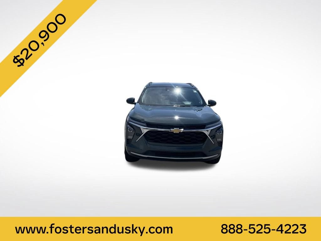 Used 2025 Chevrolet Trax LT w/ Driver Confidence Package FWD image 8