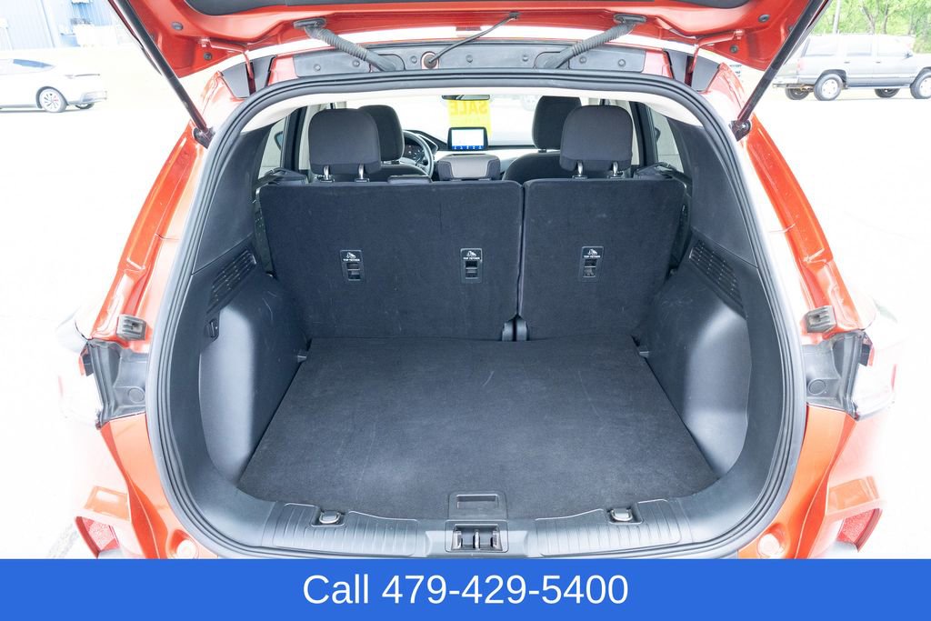 Used 2020 Ford Escape SE image 37