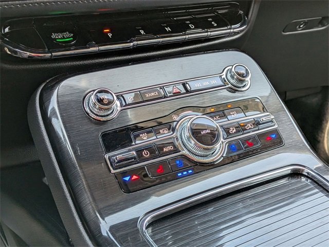 Used 2022 Lincoln Nautilus Reserve image 22