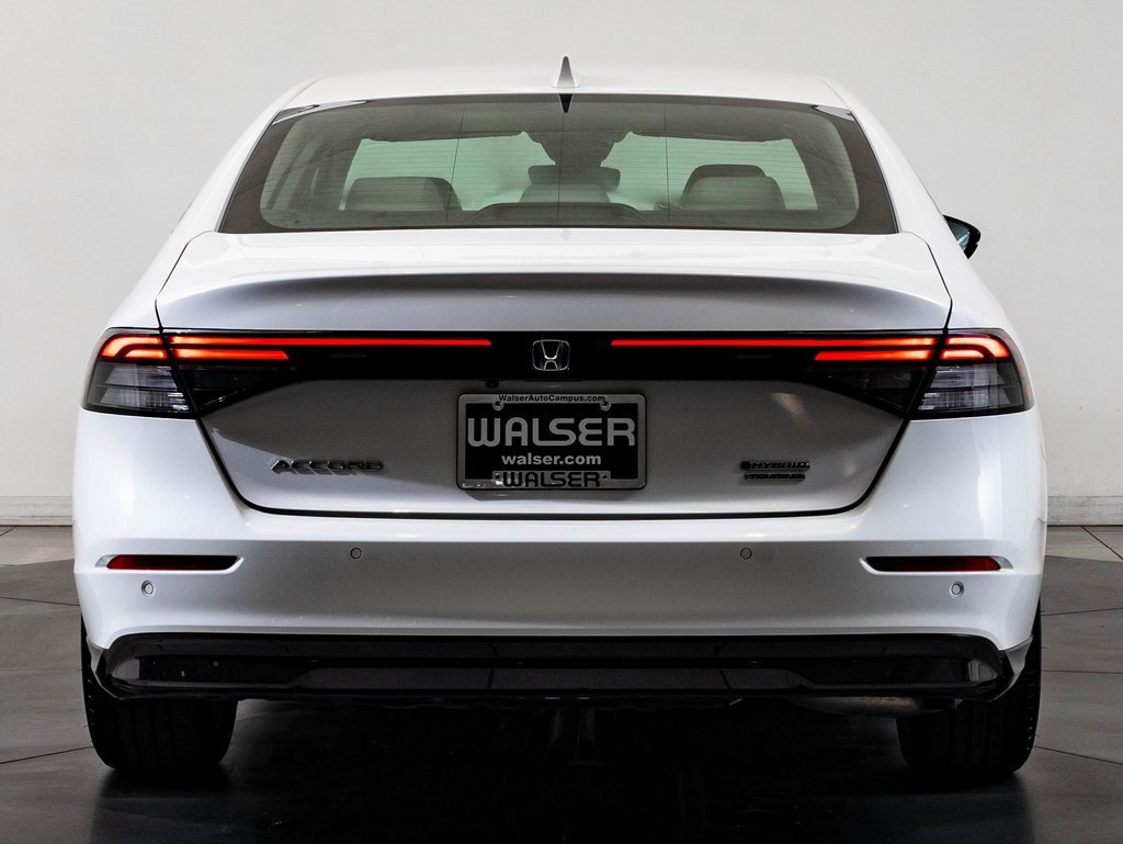 Used 2025 Honda Accord Touring image 7