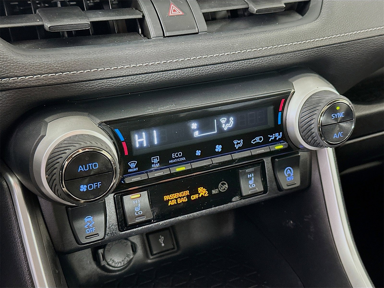 Certified 2020 Toyota RAV4 XLE image 15