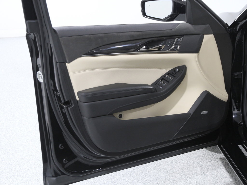 Used 2019 Cadillac CTS Luxury image 4