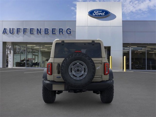 New 2025 Ford Bronco Badlands image 5