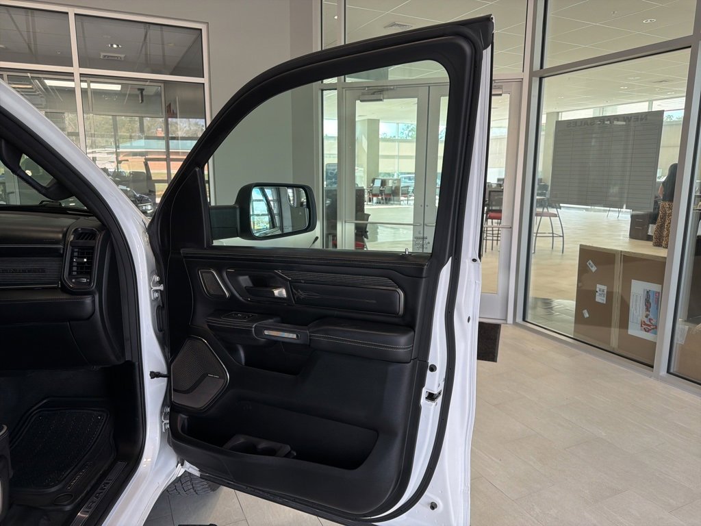 Used 2020 RAM 1500 Limited image 10