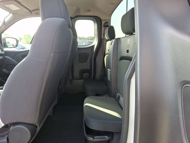 Used 2022 Nissan Frontier S w/ Technology Package AWD/4WD image 13
