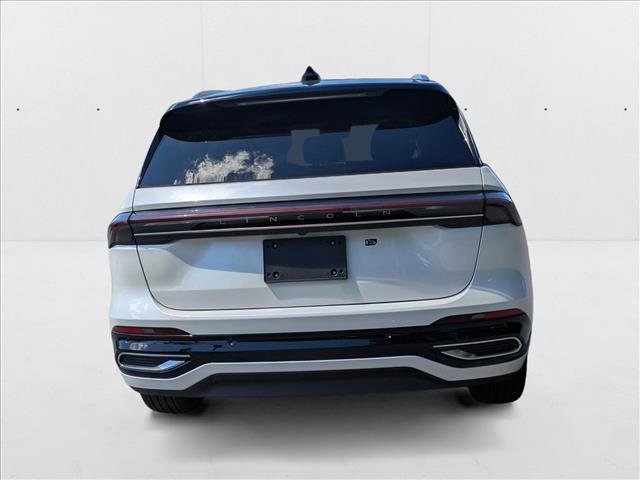 New 2025 Lincoln Nautilus Reserve image 9