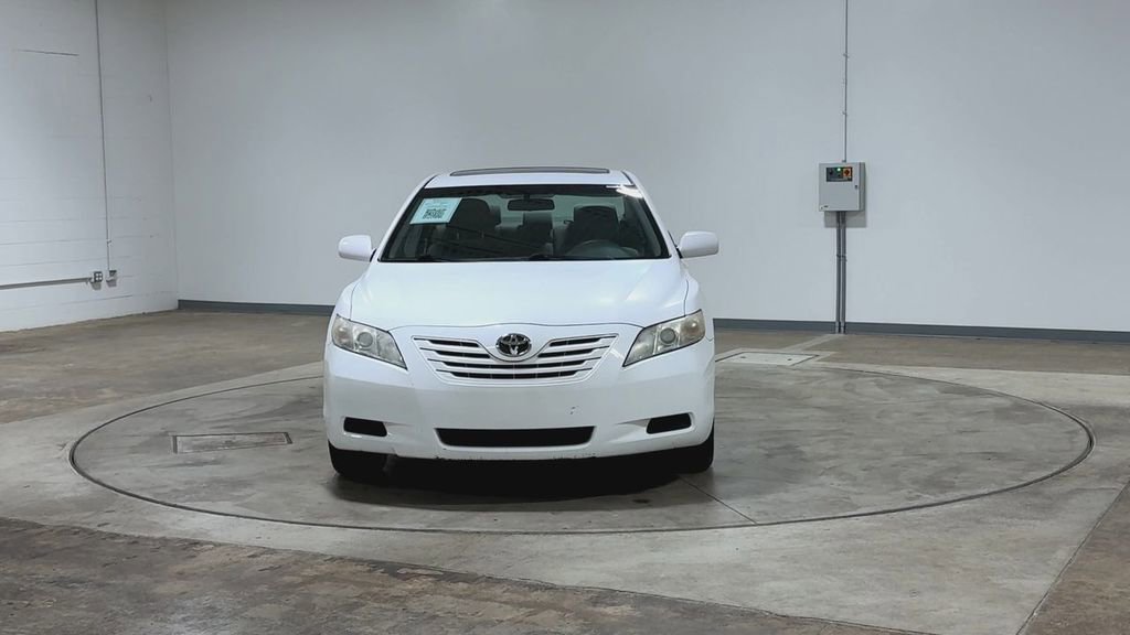 Used 2009 Toyota Camry LE FWD image 3