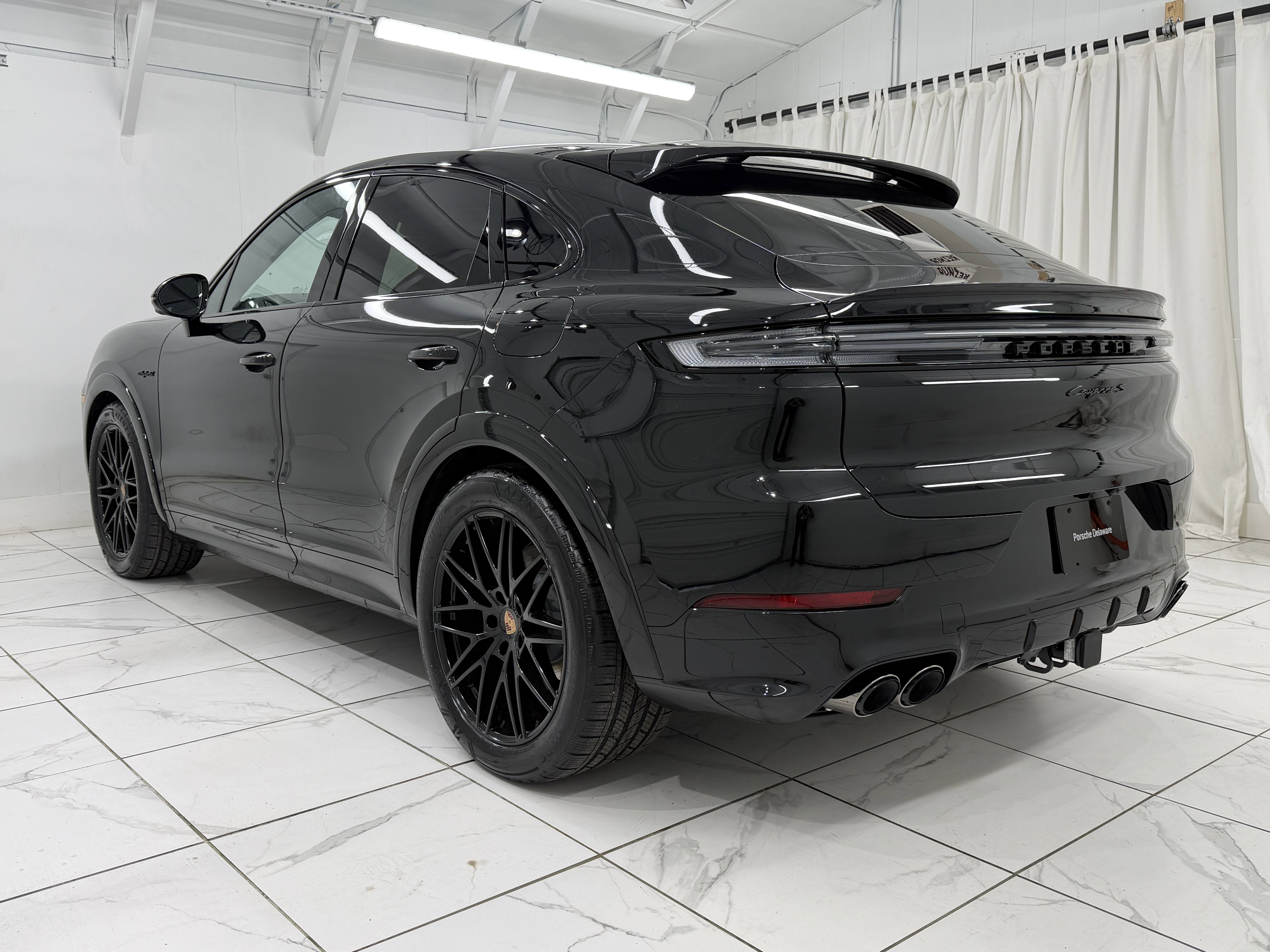 New 2026 Porsche Cayenne S image 3