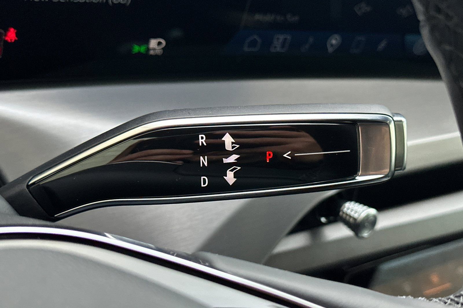 Used 2026 Cadillac Vistiq Sport w/ LPO, Floor Liner Package image 27