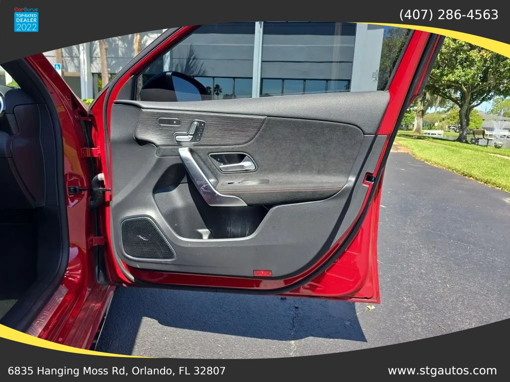 Used 2021 Mercedes-Benz A 35 AMG 4MATIC image 24