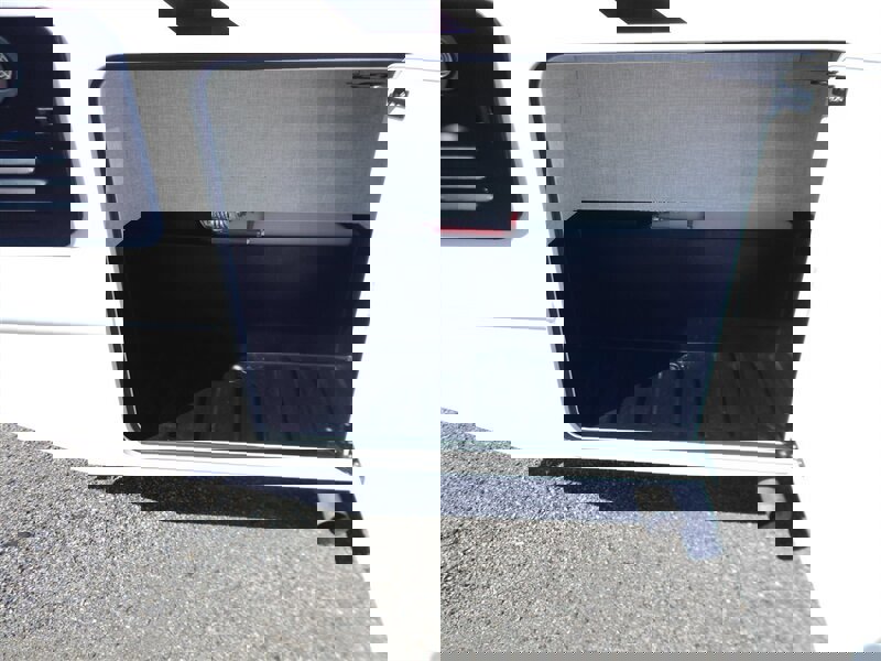 Used 2022 Ford E-450 and Econoline 450 Super Duty w/ Motorhome Prep Package image 16