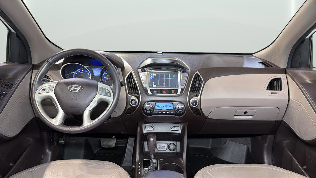 Used 2013 Hyundai Tucson Limited w/ Premium Pkg image 13