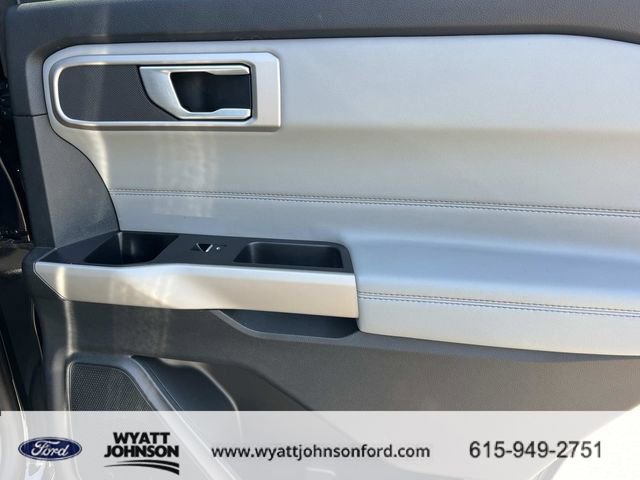 Certified 2023 Ford Explorer XLT w/ Equipment Group 202A AWD/4WD image 21