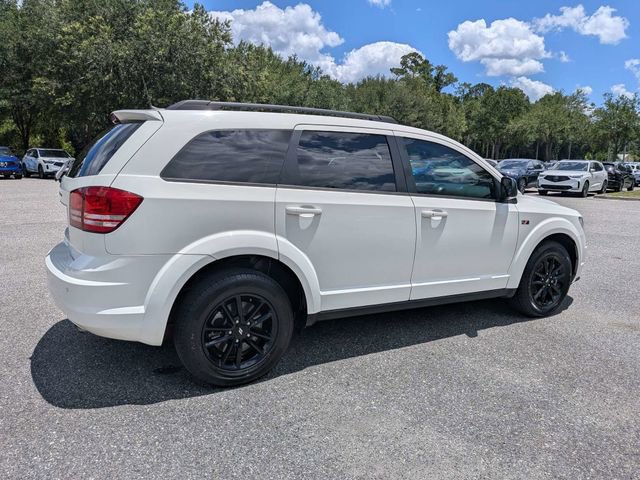 Used 2020 Dodge Journey SE w/ SE Popular Equipment Group FWD image 3
