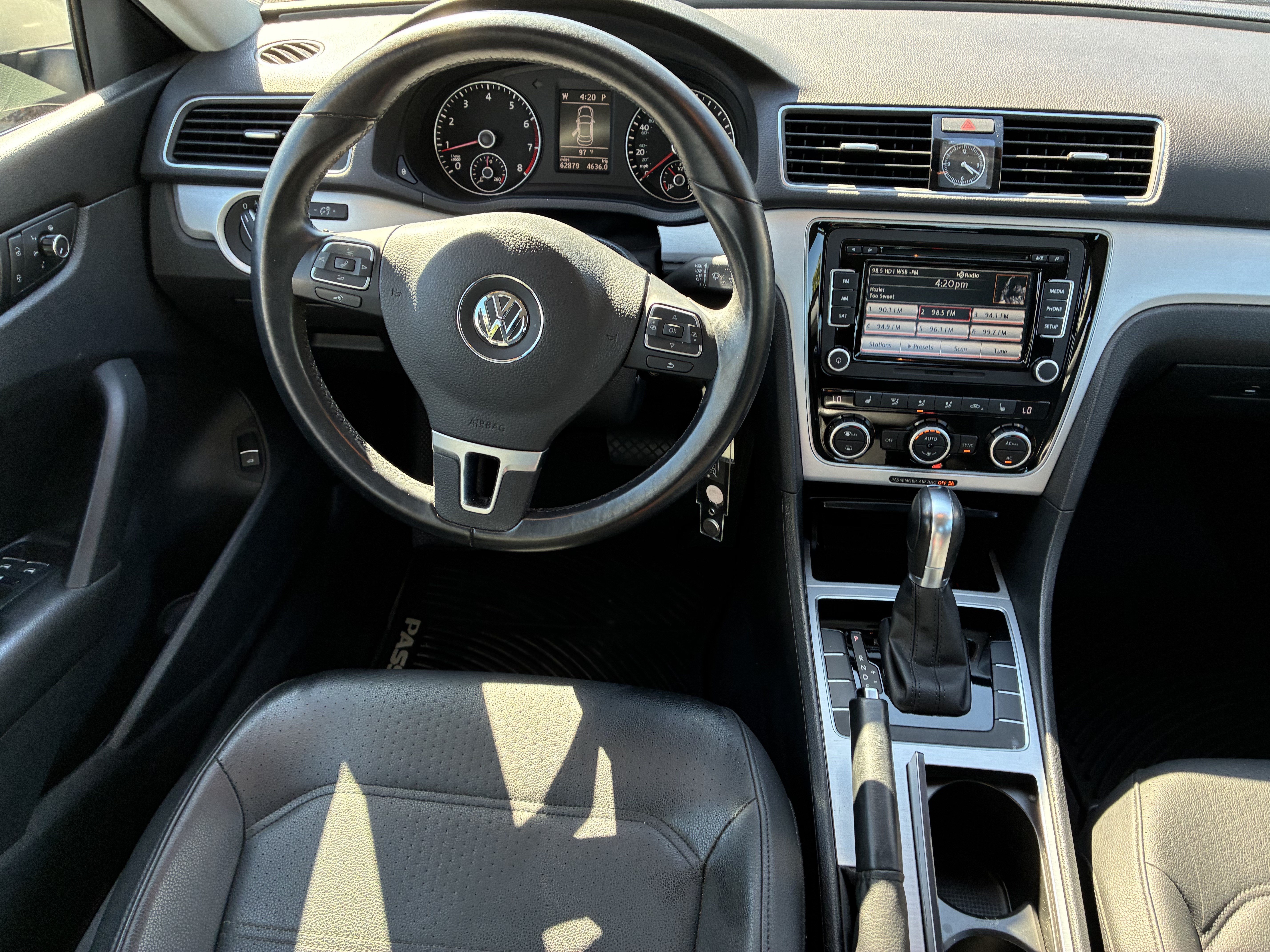 Used 2012 Volkswagen Passat 2.5 SE FWD image 19
