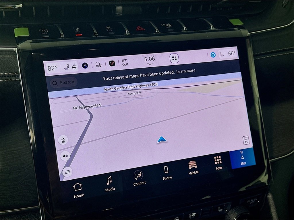 New 2025 Jeep Grand Cherokee Overland w/ Luxury Tech Group IV image 15