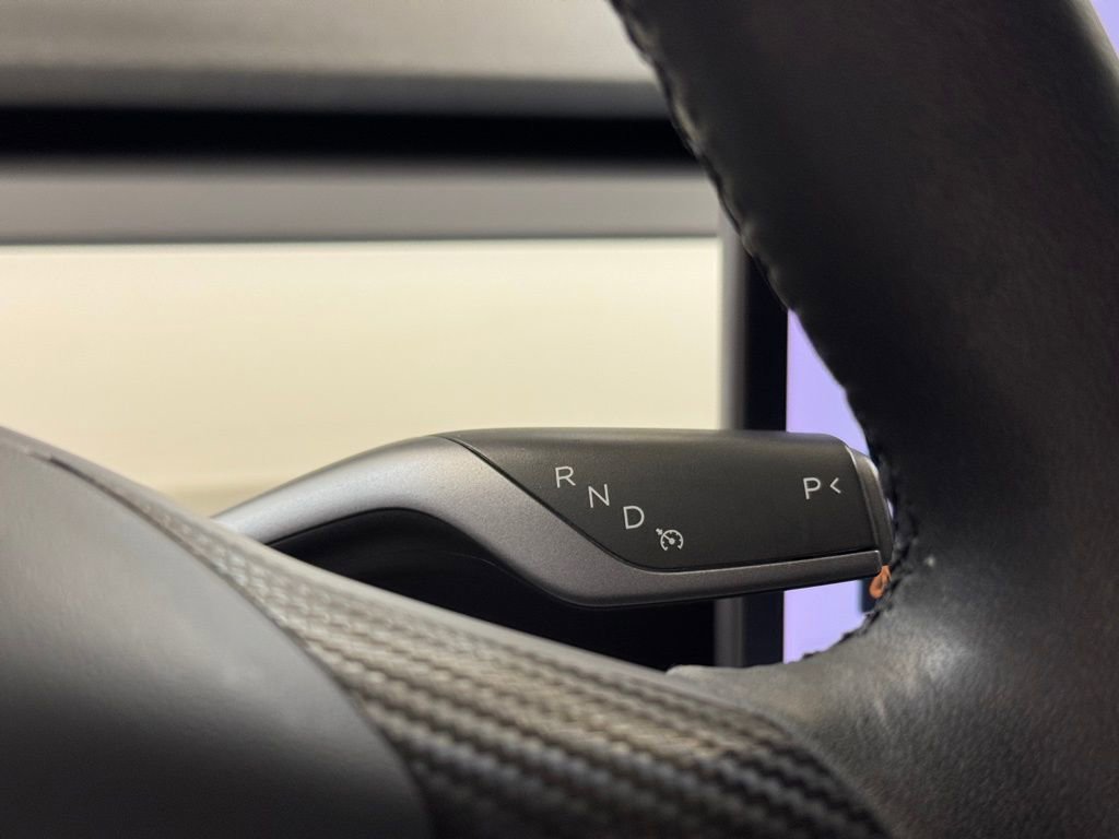 Used 2020 Tesla Model 3 Standard Range Plus image 33