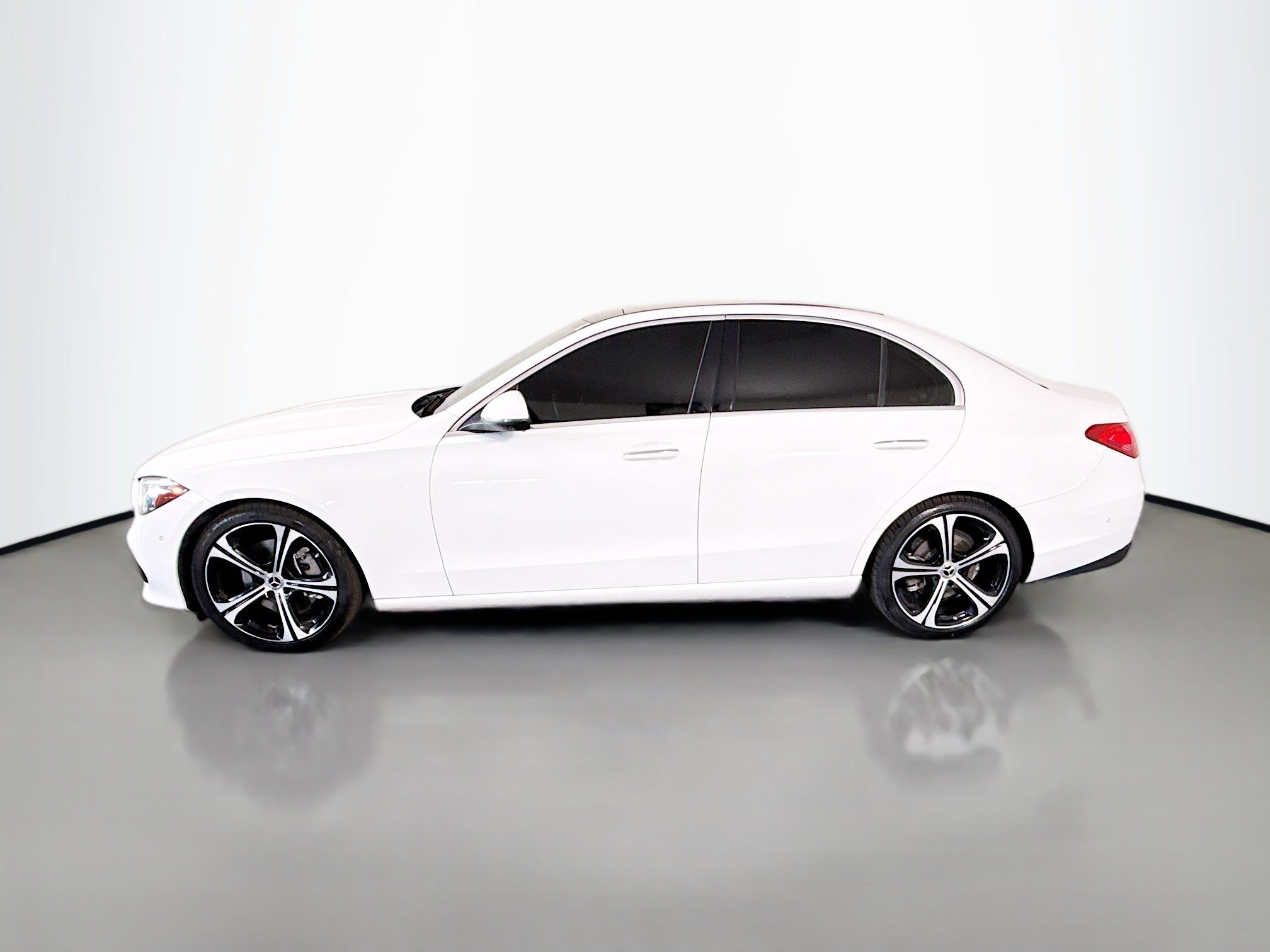 Used 2022 Mercedes-Benz C 300 Sedan w/ Exclusive Trim Package image 6