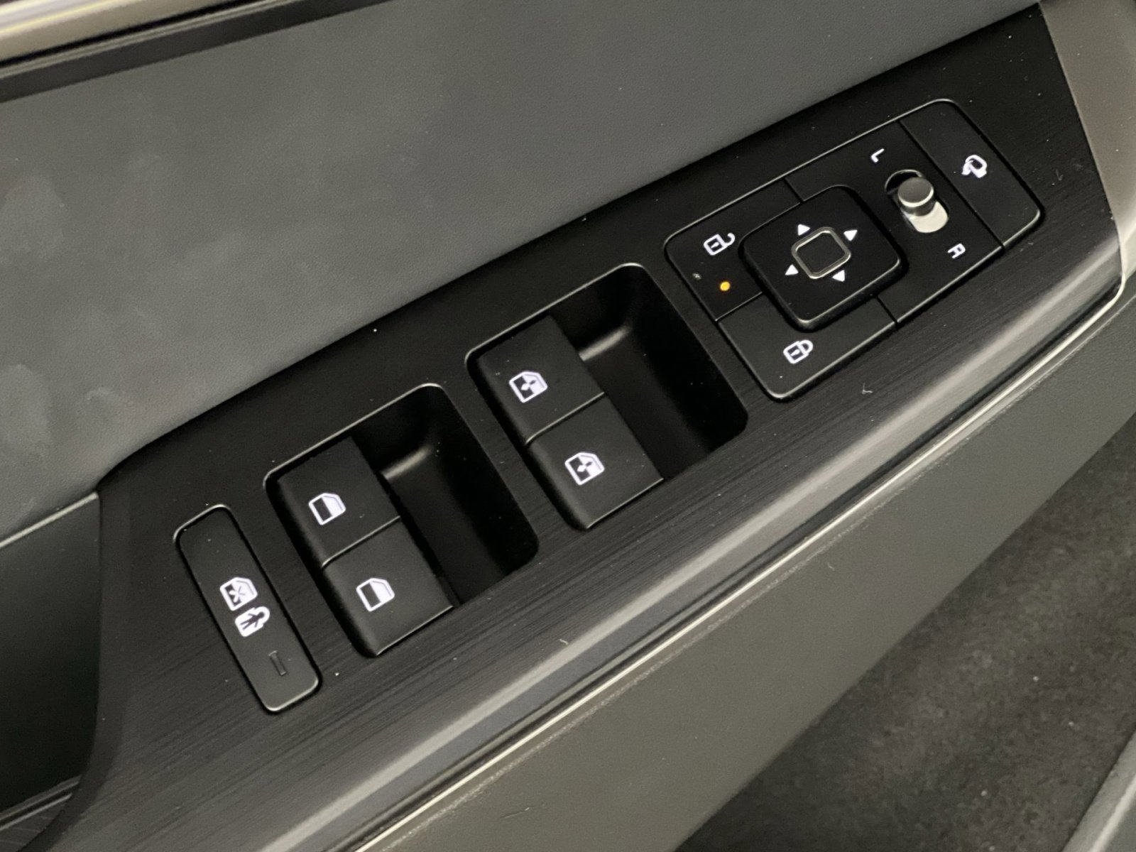 New 2025 Kia EV6 Wind AWD/4WD image 13