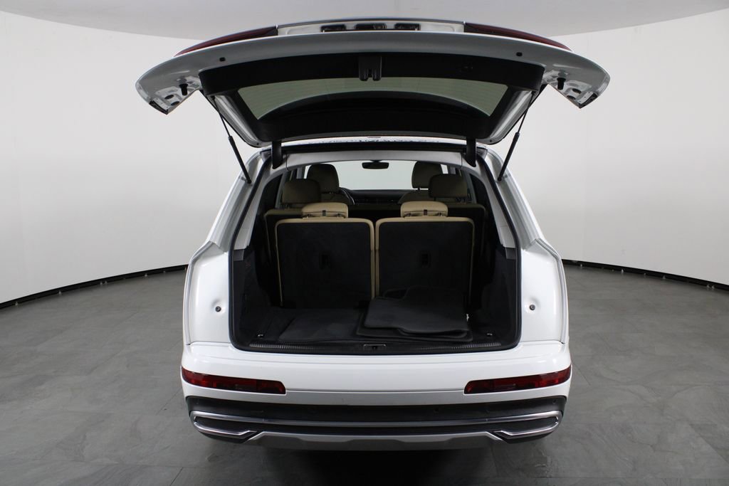 Used 2020 Audi Q7 2.0T Premium w/ Convenience Package image 16
