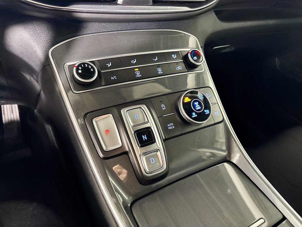 Used 2023 Hyundai Santa Fe SE image 17