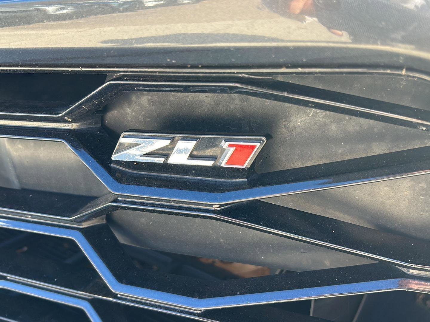 Used 2018 Chevrolet Camaro ZL1 image 15