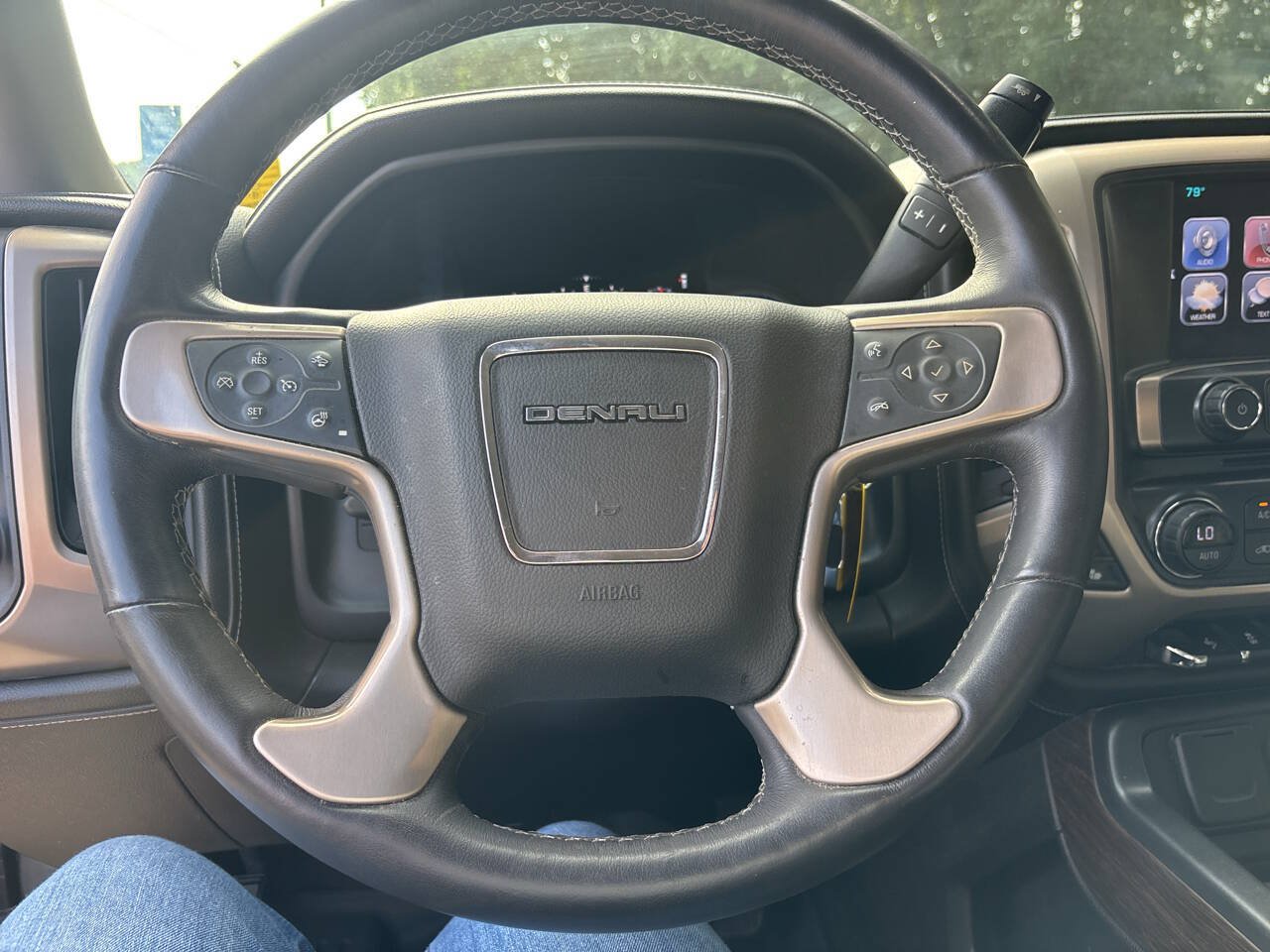 Used 2017 GMC Sierra 1500 Denali AWD/4WD image 11