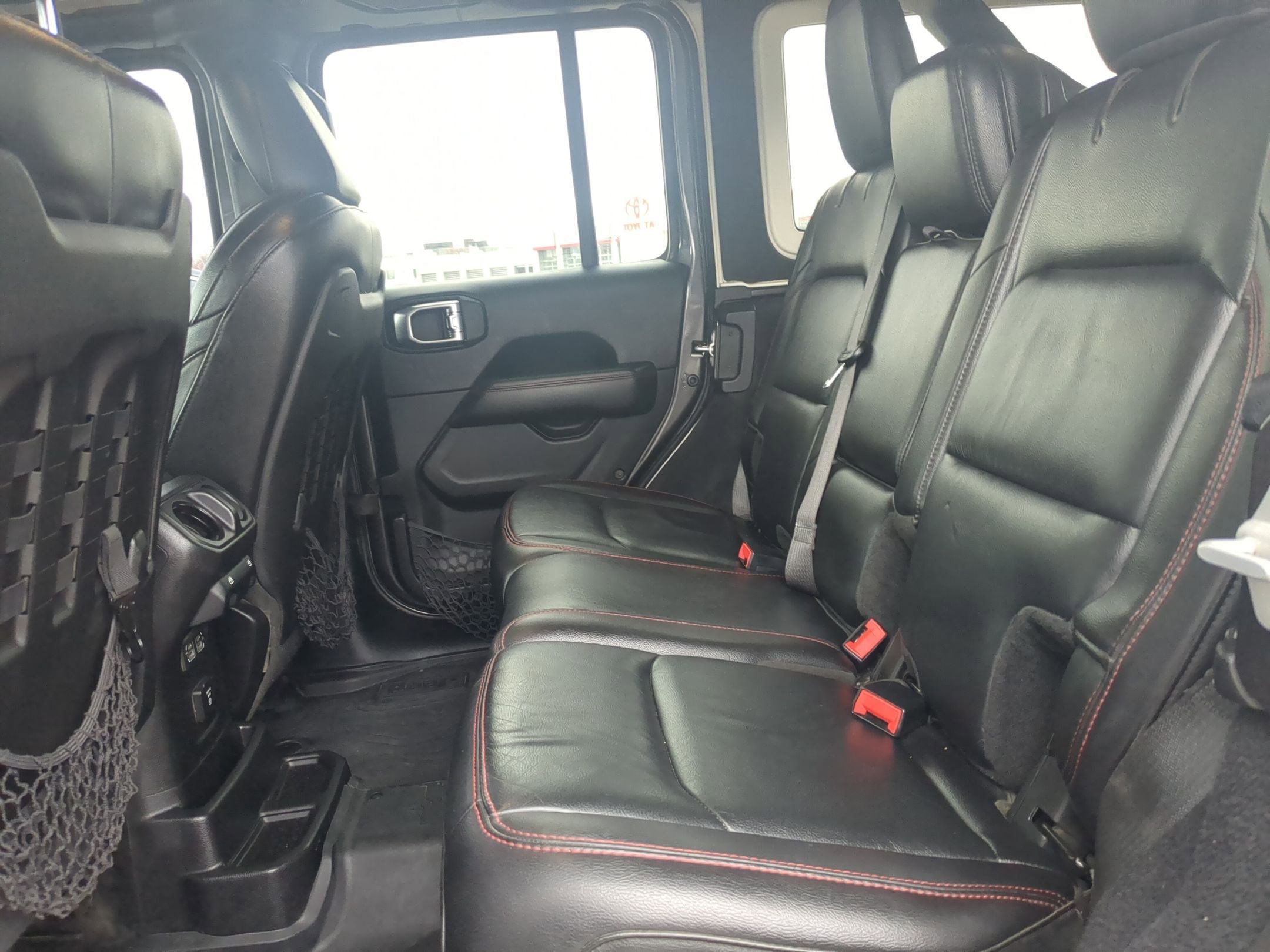 Used 2019 Jeep Wrangler Unlimited Rubicon AWD/4WD image 27