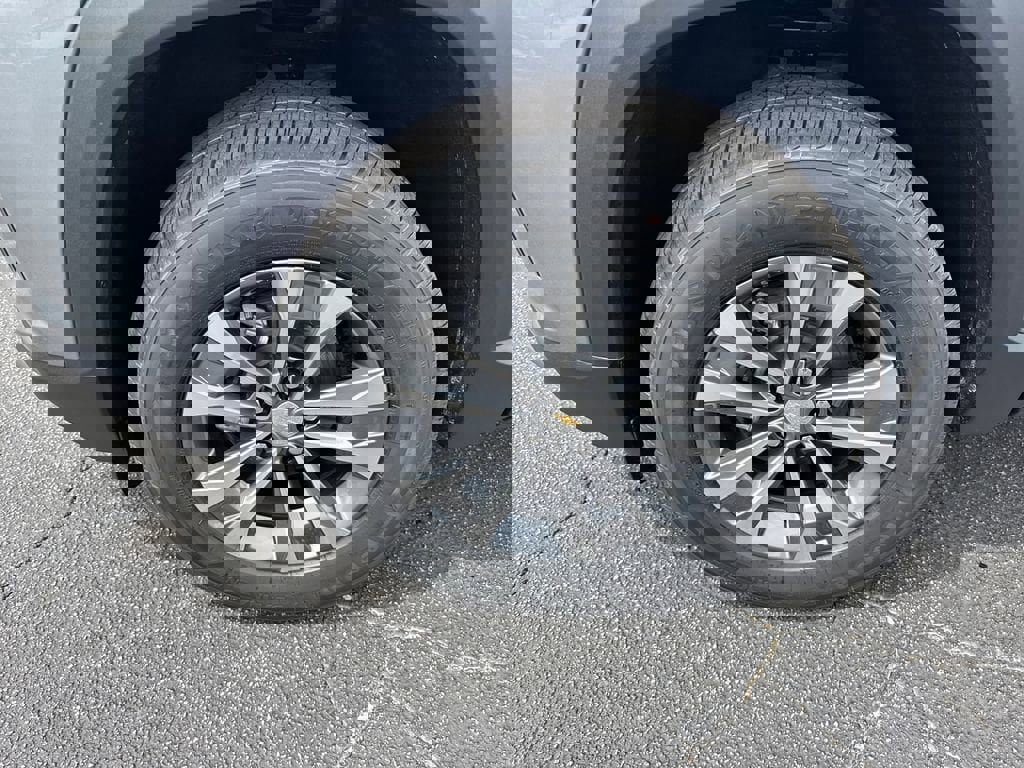 New 2026 Chevrolet Equinox LT image 12