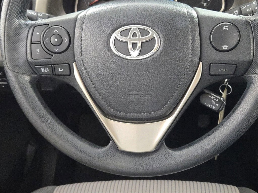 Used 2013 Toyota RAV4 LE image 10