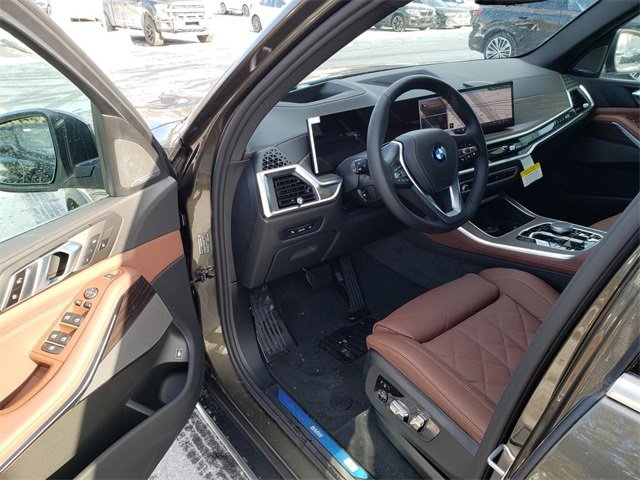 New 2026 BMW X5 xDrive50e w/ Premium Package image 9