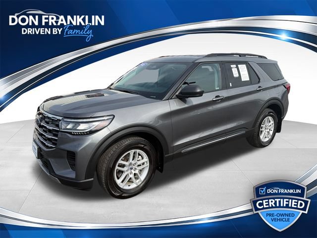 Used 2025 Ford Explorer Active AWD/4WD image 1