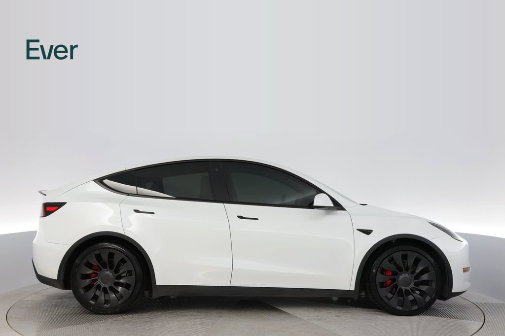 Used 2022 Tesla Model Y Performance AWD/4WD image 13