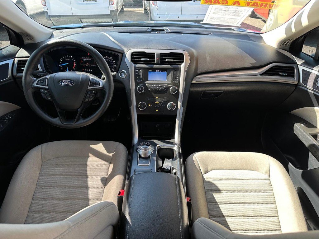 Used 2020 Ford Fusion S image 23