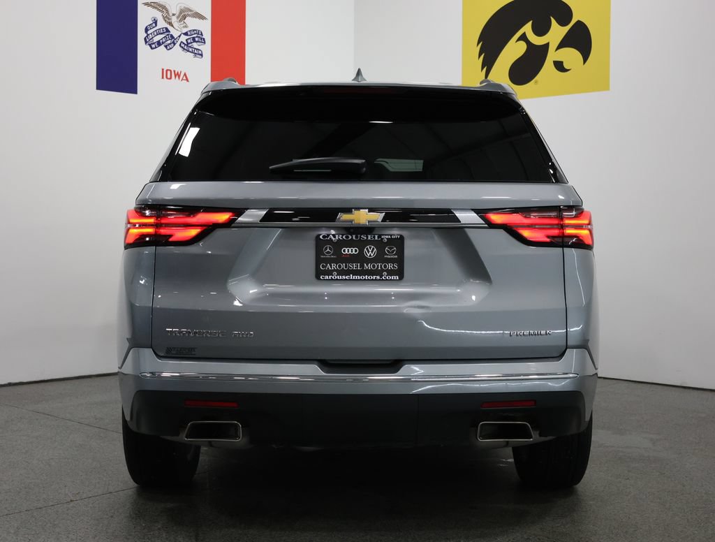 Used 2023 Chevrolet Traverse Premier AWD/4WD image 11